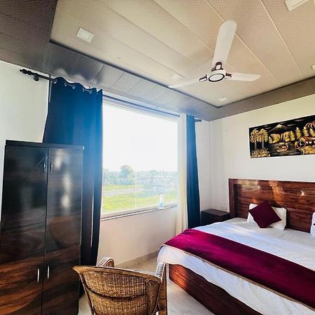 Green Dandi Homestay Рішикеш Екстер'єр фото