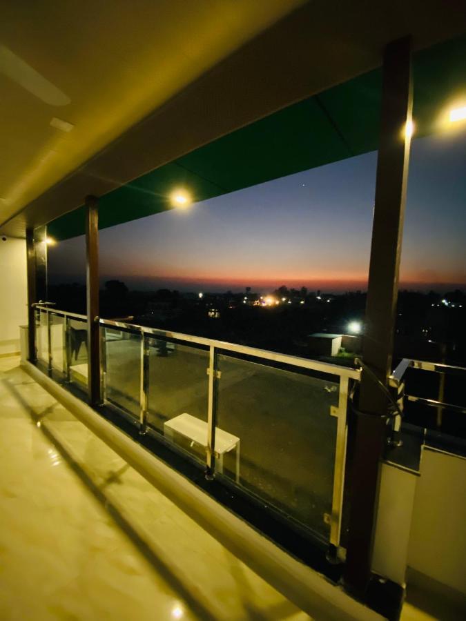 Green Dandi Homestay Рішикеш Екстер'єр фото
