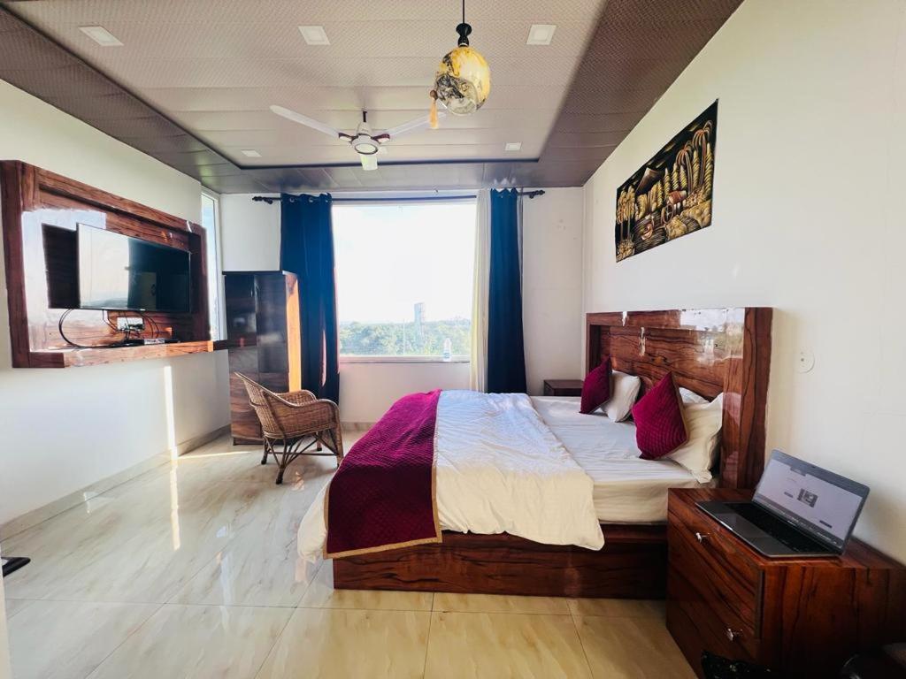 Green Dandi Homestay Рішикеш Екстер'єр фото