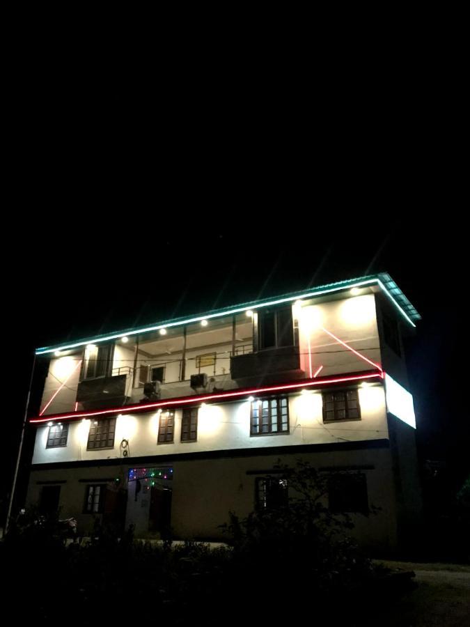 Green Dandi Homestay Рішикеш Екстер'єр фото
